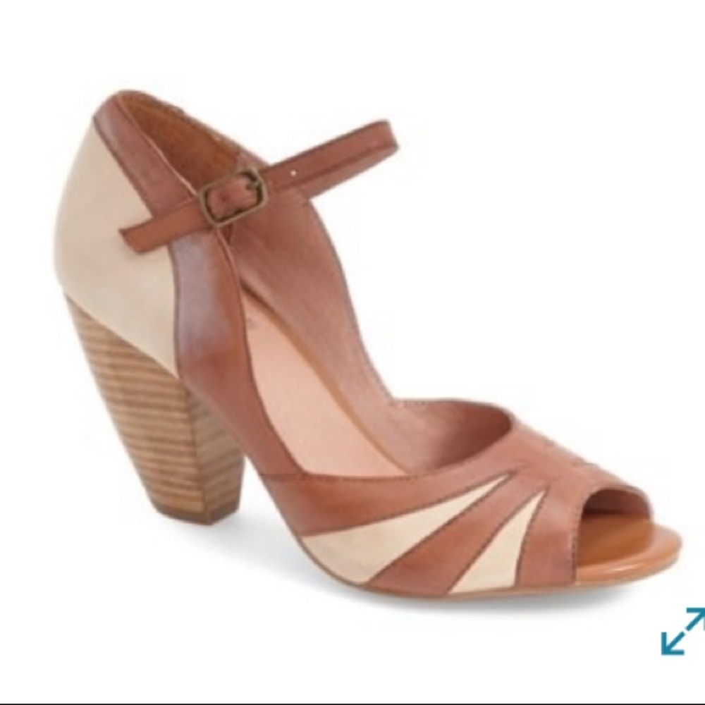 Miz Mooz Weatherly Mary Jane Pump Peep Toe 7.5